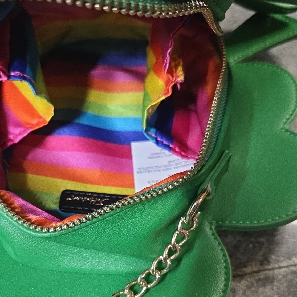 Betsey Johnson Green Clover Crossbody Bag - Picture 5 of 12